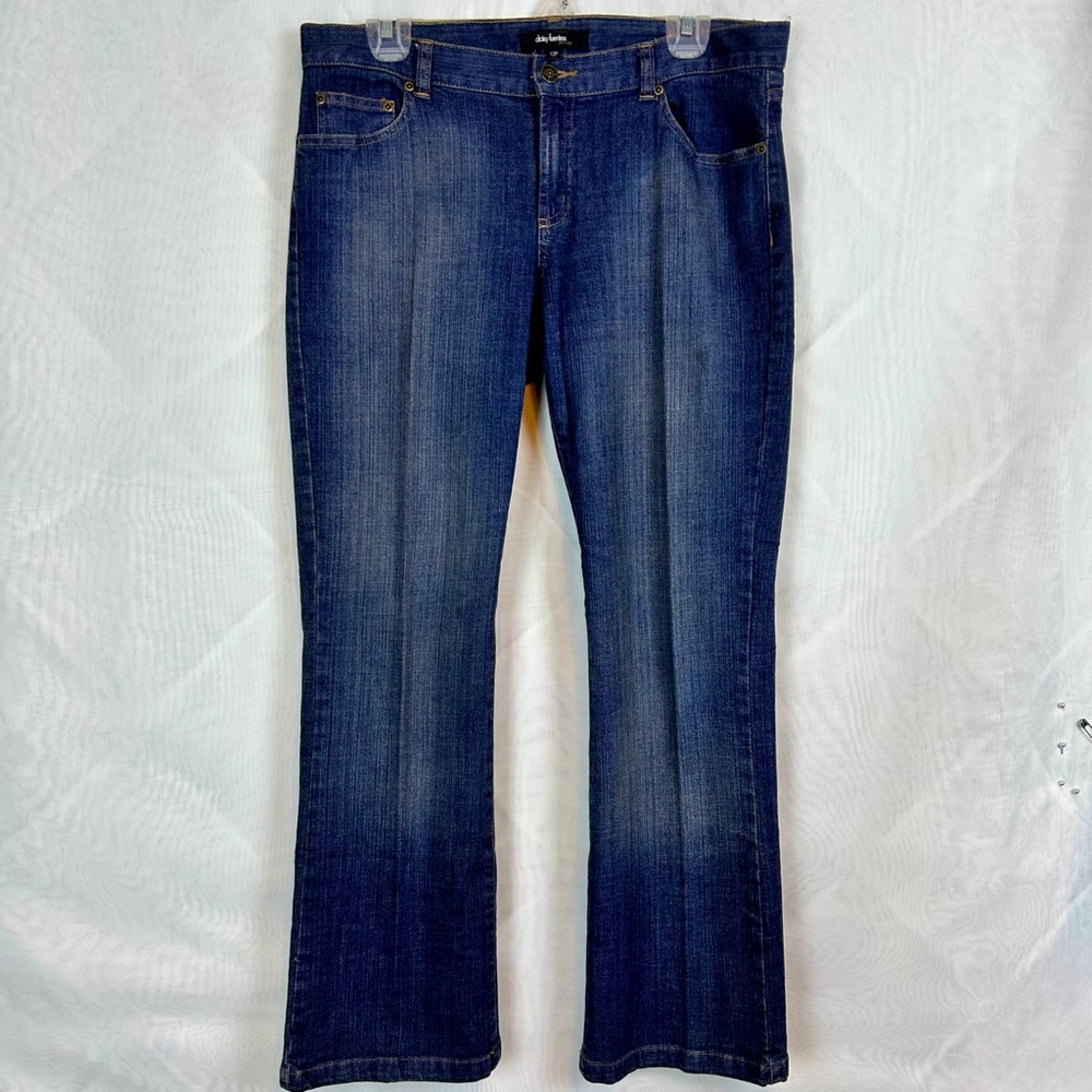 Women’s Daisy Fuentes Low Rise Boot Cut Jeans / Size 12 Petite